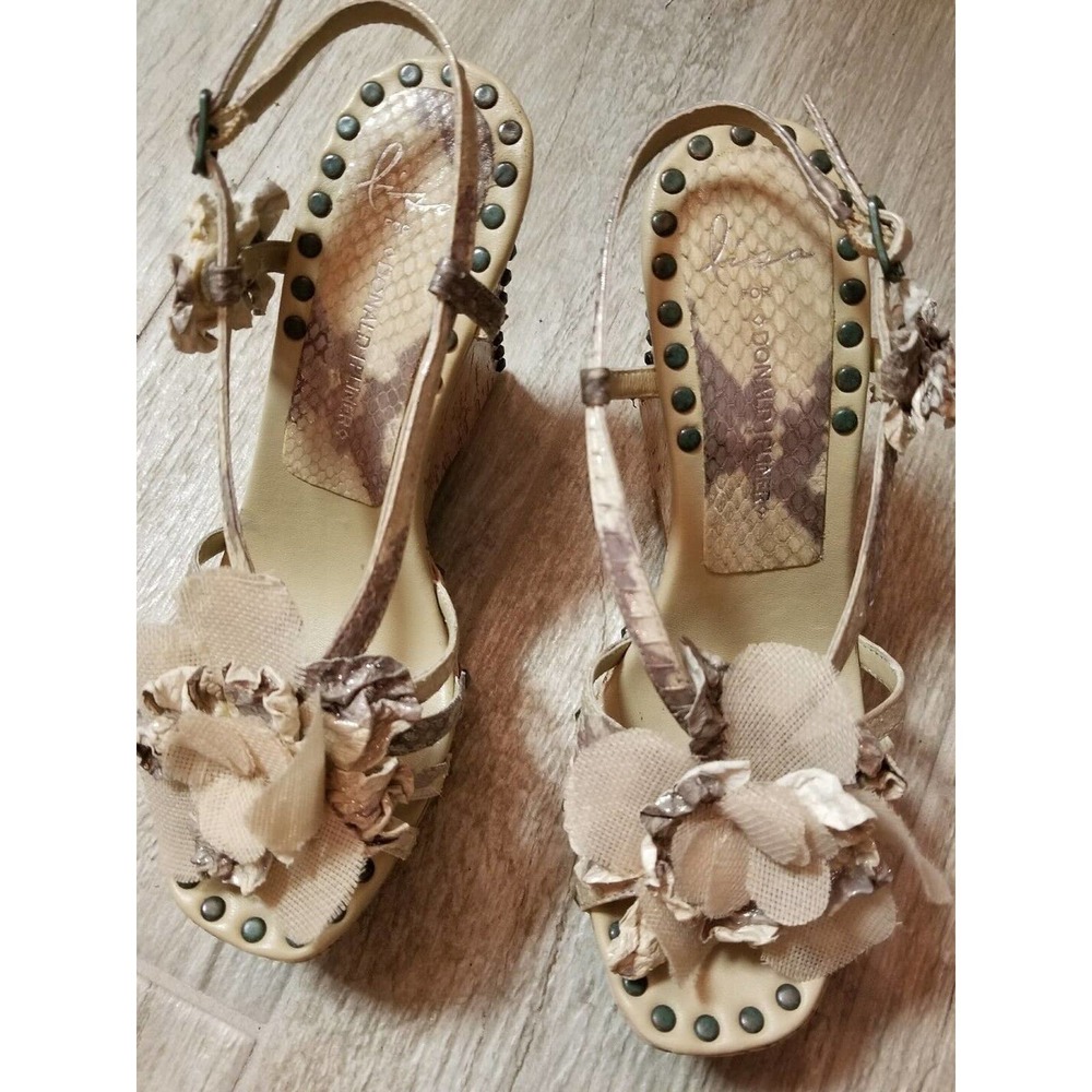 Donald Pliner Lisa Wedge